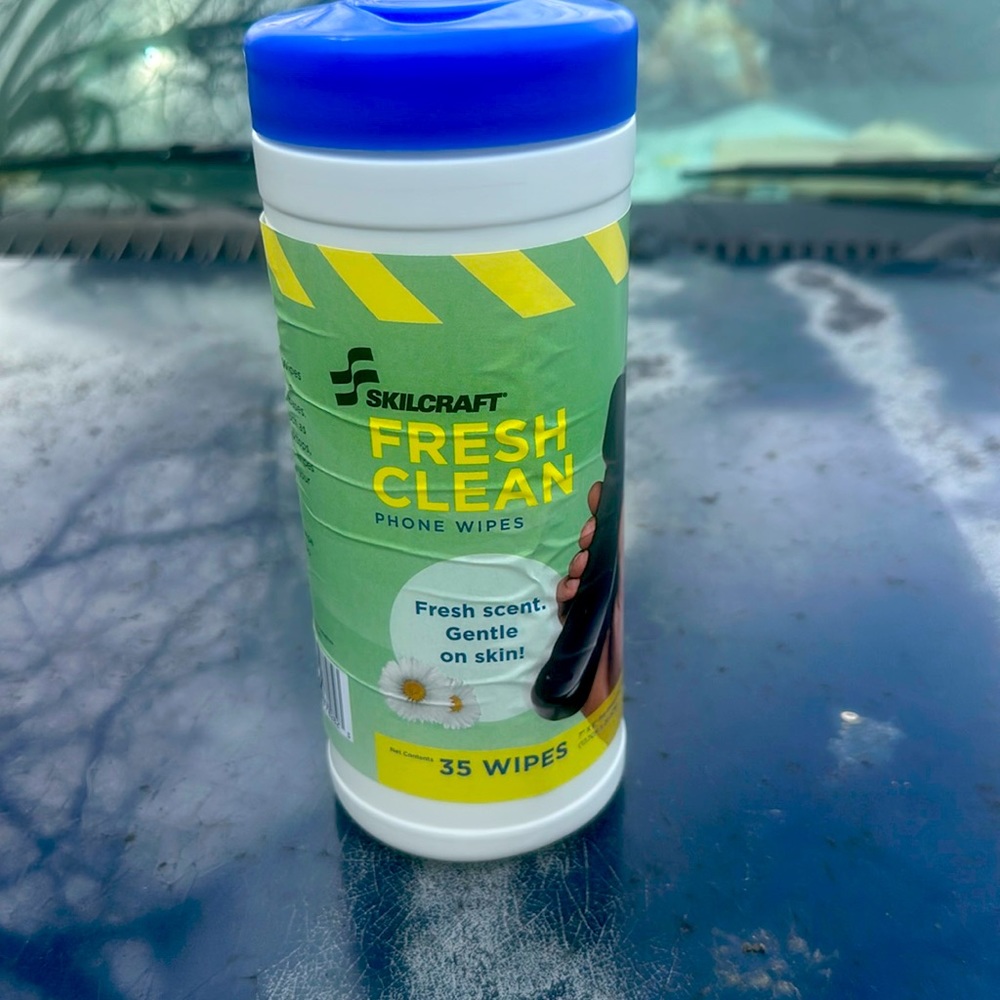 Skill craft fresh clean phone wipes